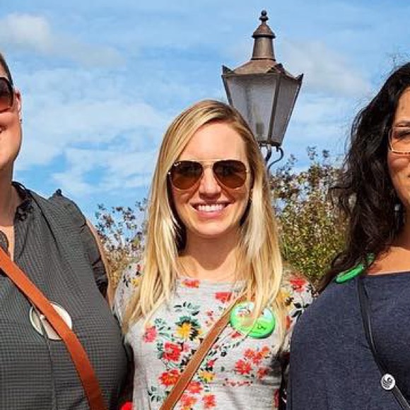 Meet the Posher Other - Meet your Posher, Cassie